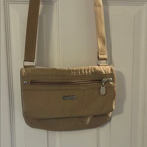 Baggallini Tan Crossbody Bag